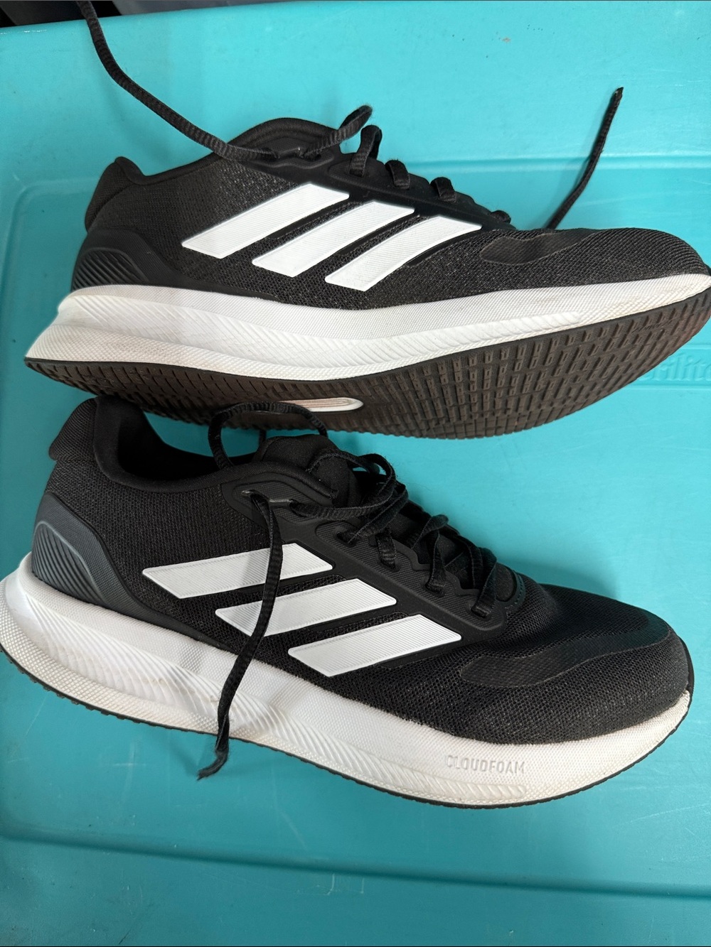 Adidas ortholite sneakers